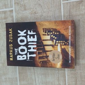 Nwt-The book thief. By Markus zusak.